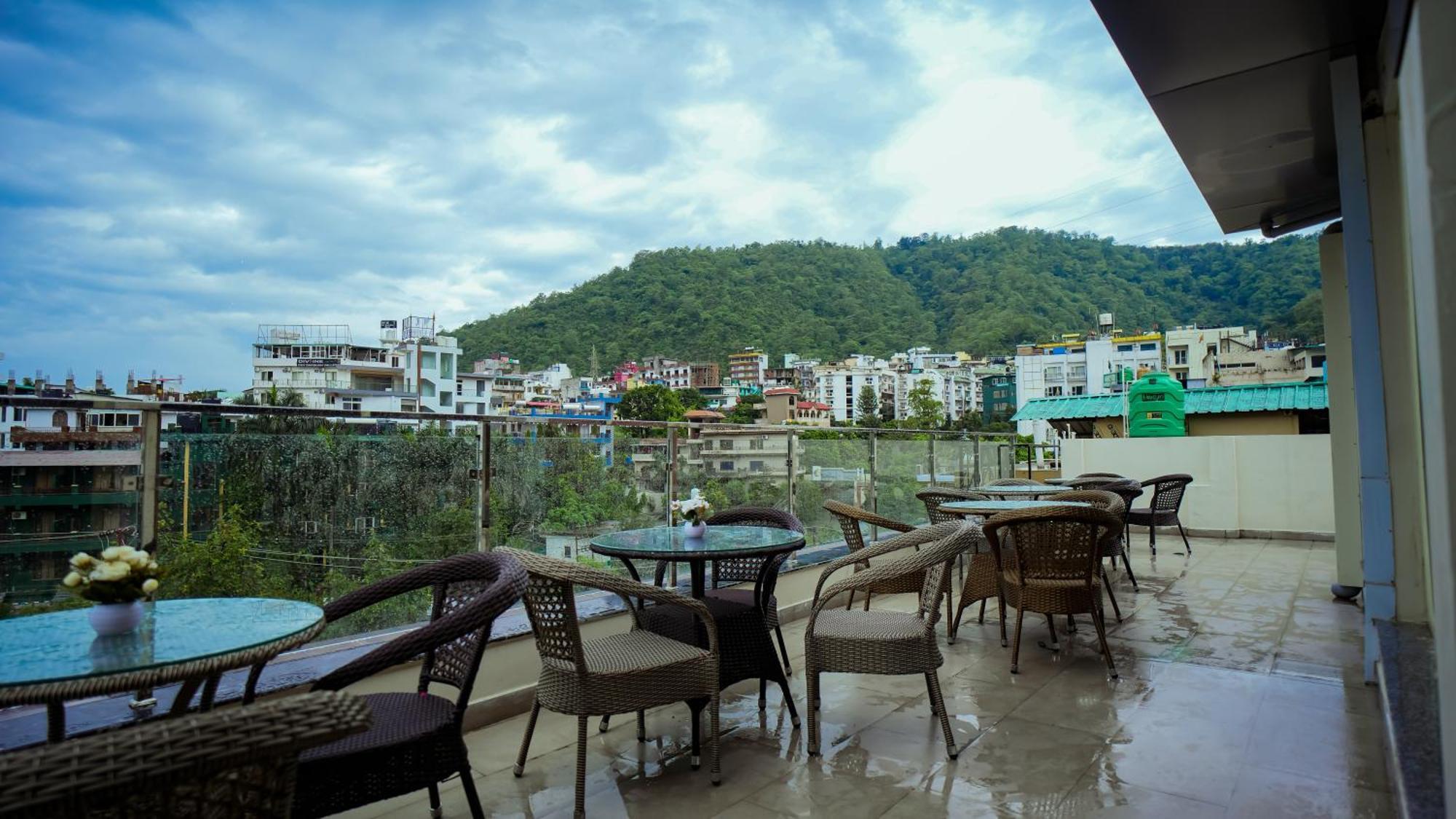 Hotel Lords Valley Ришикеш Экстерьер фото