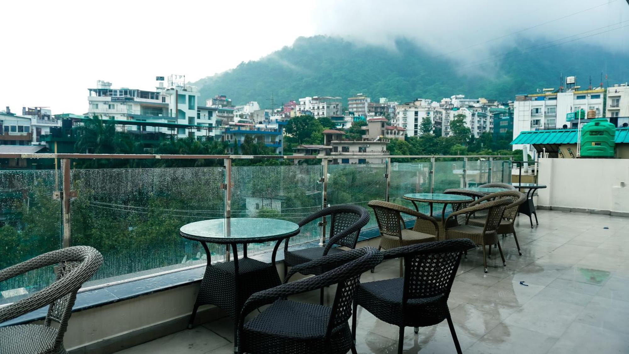Hotel Lords Valley Ришикеш Экстерьер фото